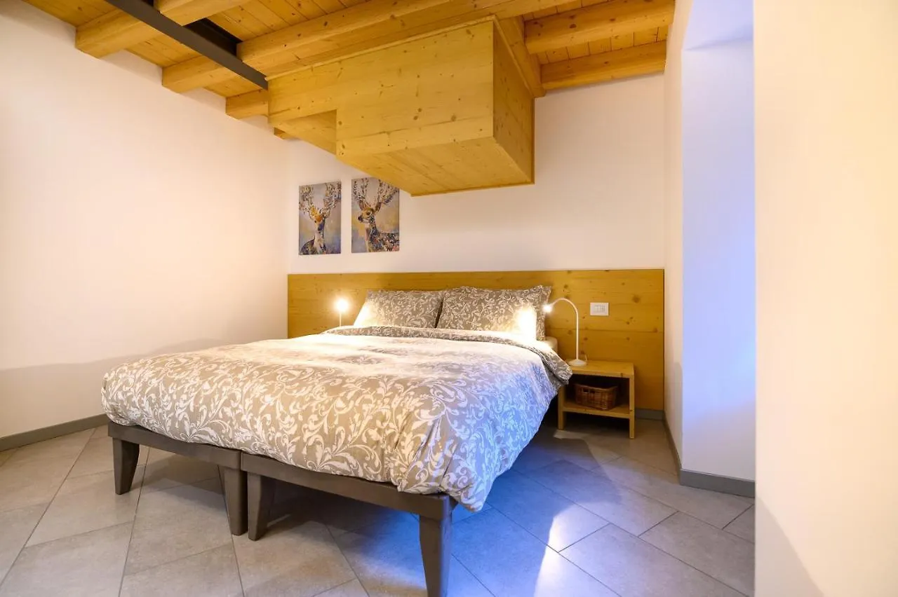 Old Town Apartments Tirano Italia