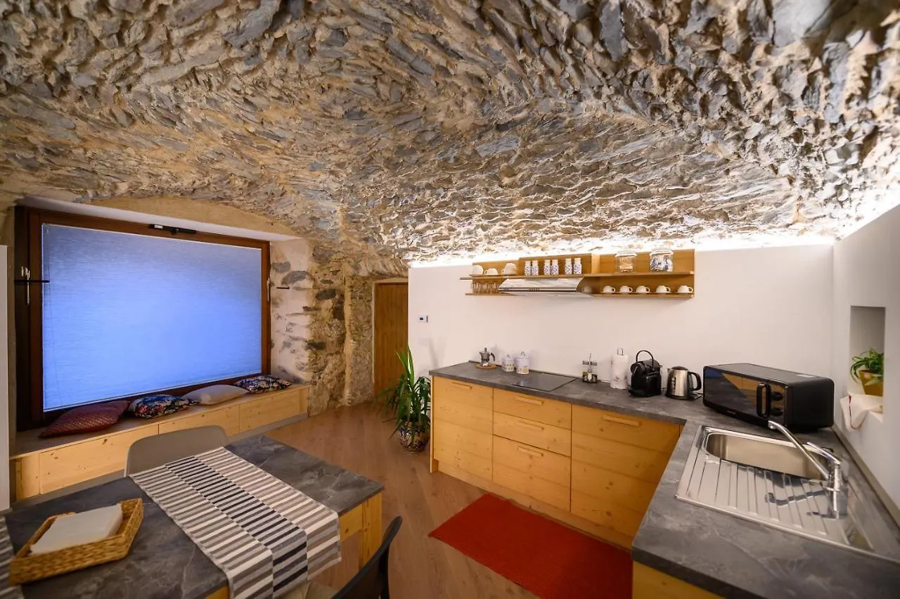 Old Town Apartments Tirano Italia