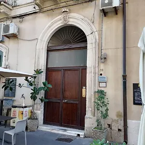 https://casa-smile-1.sicilyhotelsitaly.net